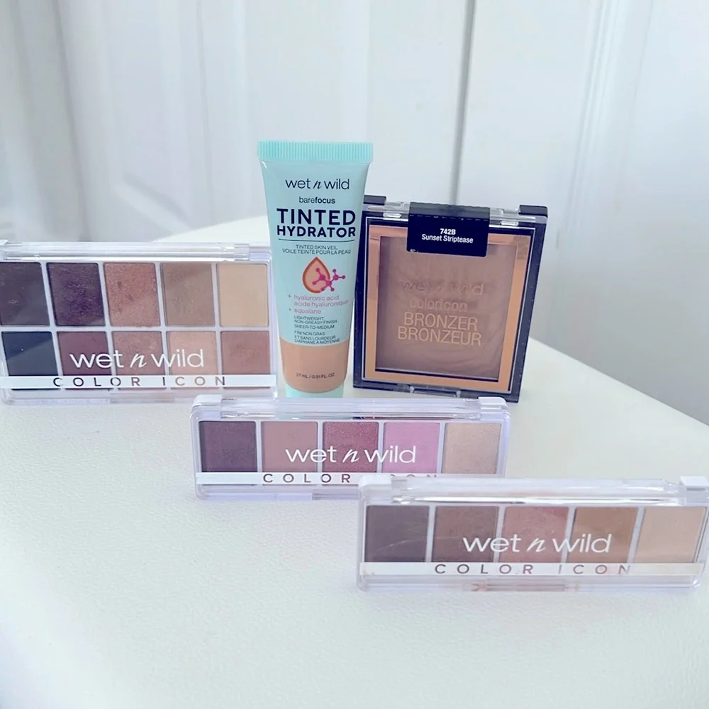 wet n wild box includes